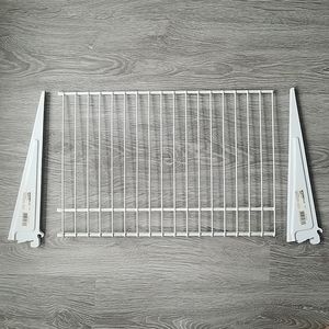 NWT White wire 18" shelf with brackets included